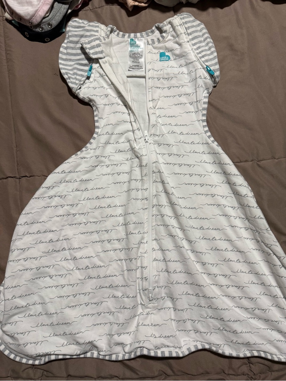 Medium Love To Dream White & Gray Sleep Sack removable arms